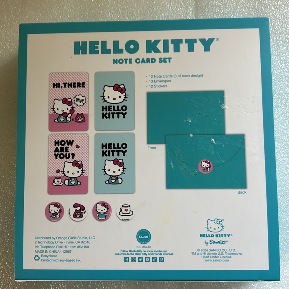 Hello Kitty Note Card Set - Picture 3 of 4